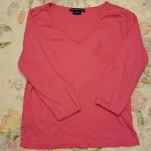 3/4 sleeve v-neck tshirt